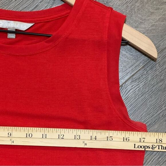 ATHLETA Sleeveless Top Women’s Medium Red Round Neck Model Soft. - Picture 8 of 10